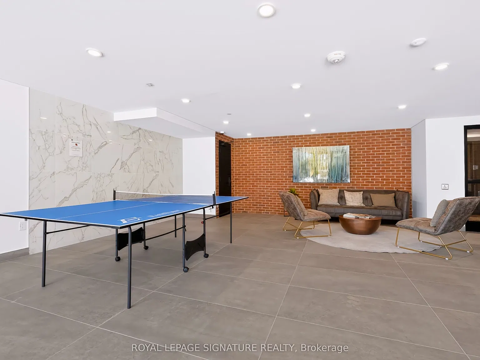 2799 Kingston Rd — Photo 3