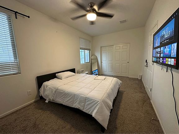 3rd image of 3851 E Balsam Dr #1
