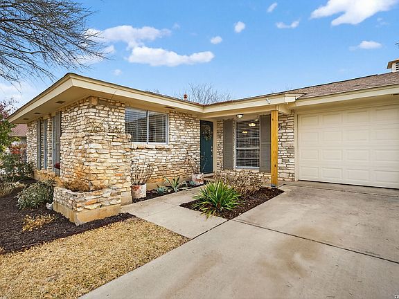 3rd image of 3422 Triola Dr