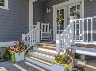 340 Fremont St, Douglas, MI 49406