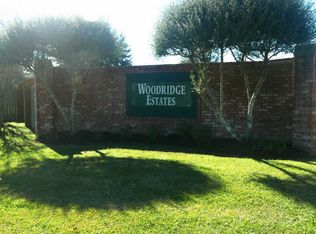 1003 Woodridge Dr, Breaux Bridge, LA 70517