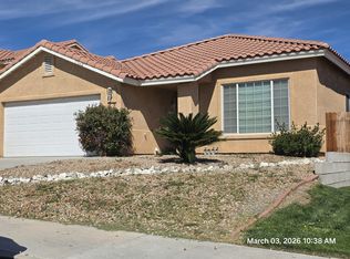 17662 Dayton St, Victorville, CA 92395
