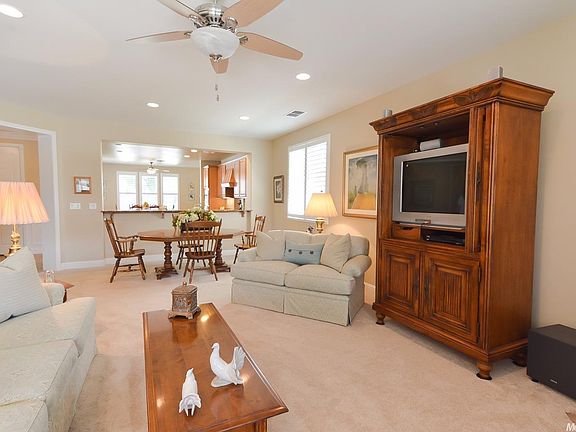 3rd image of 1772 Hickory Creek Ln
