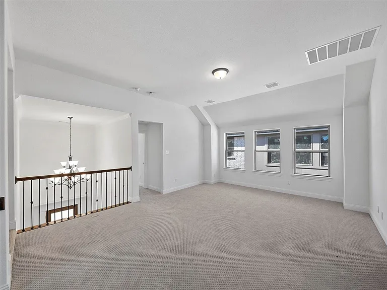 4280 Mill Pond Dr — Photo 25