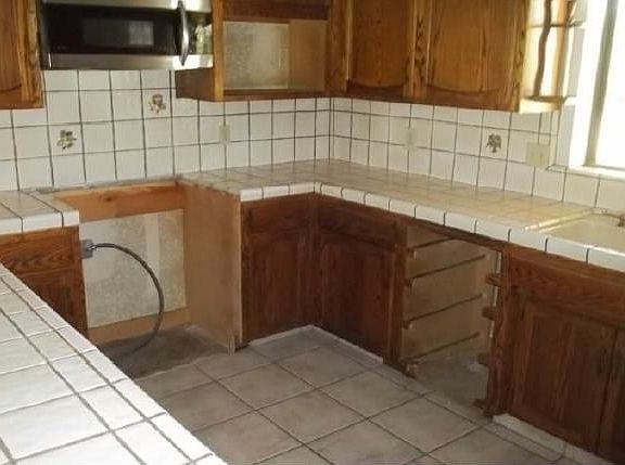 4th image of 25868 Avenue 100