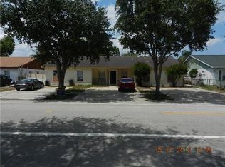 5853 S 37th Ct, Greenacres, FL 33463