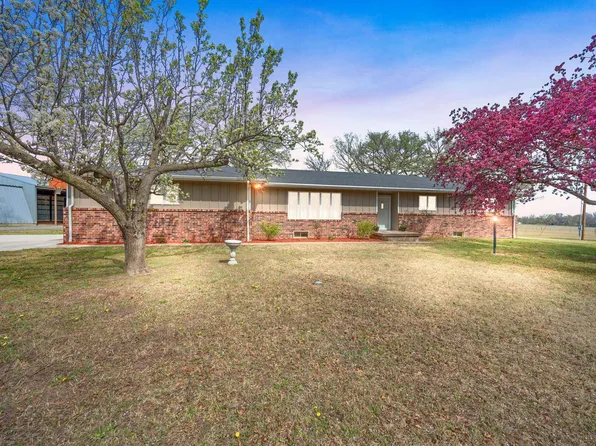 25820 W 71st St S, Viola, KS 67149