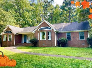 160 Farm Ln, Fayetteville, GA 30214