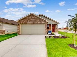 1300 Moby Dr, New Braunfels, TX 78130