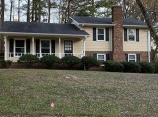 6509 Keystone Dr, Raleigh, NC 27612