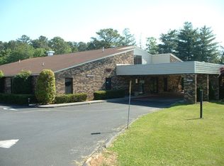 1102 W Waugh St, Dalton, GA 30720