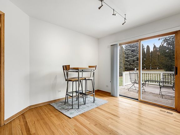 4th image of 13558 Parkland Ct