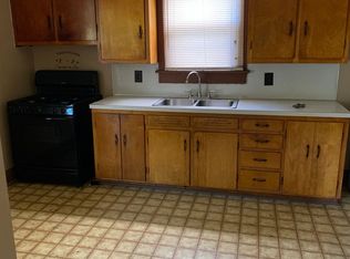 691 S Irvine Ave APT 1, Sharon, PA 16146