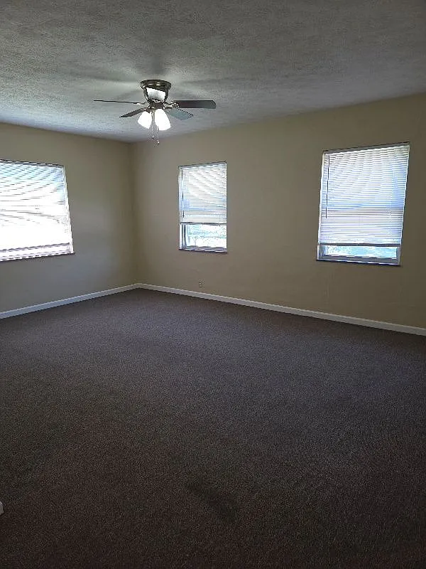 Building Photo - 2100 Shroyer Rd #4