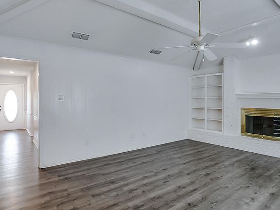 4th image of 3510 103rd St
