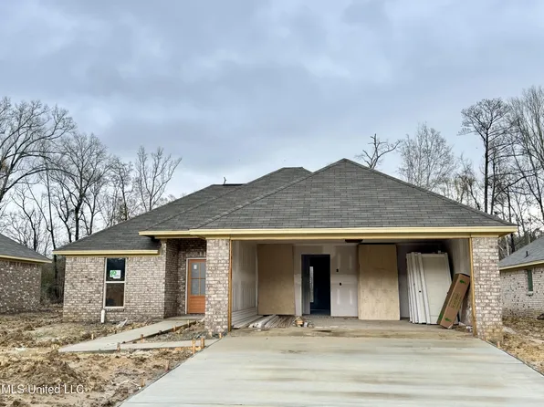 531 Silver Hl, Pearl, MS 39208