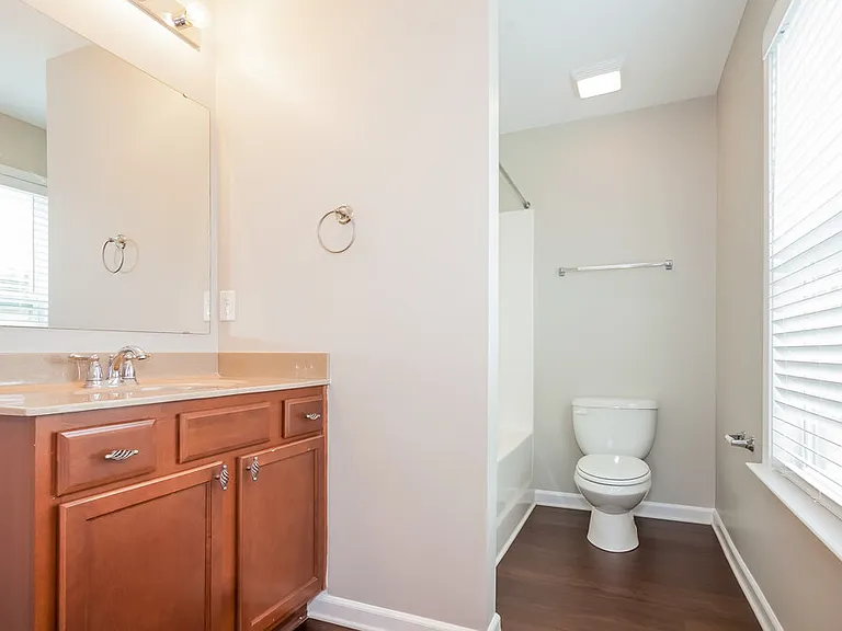 1334 Haestad Ct — Photo 12