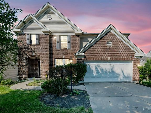 2nd image of 2819 Chopin Dr