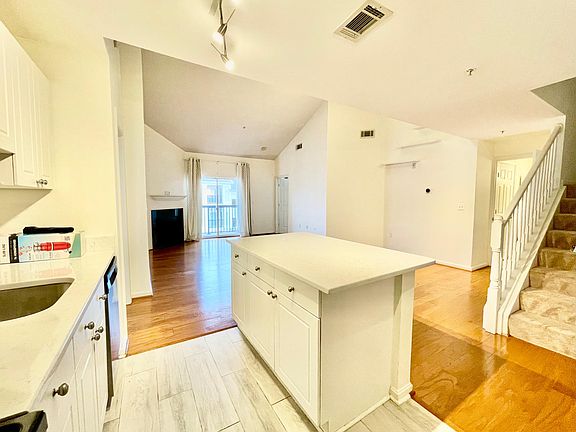 4th image of 11350 Aristotle Dr #7-401