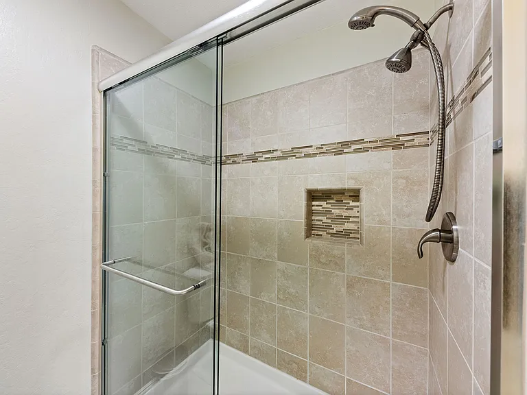 431 Woodminster Dr #1 — Photo 8