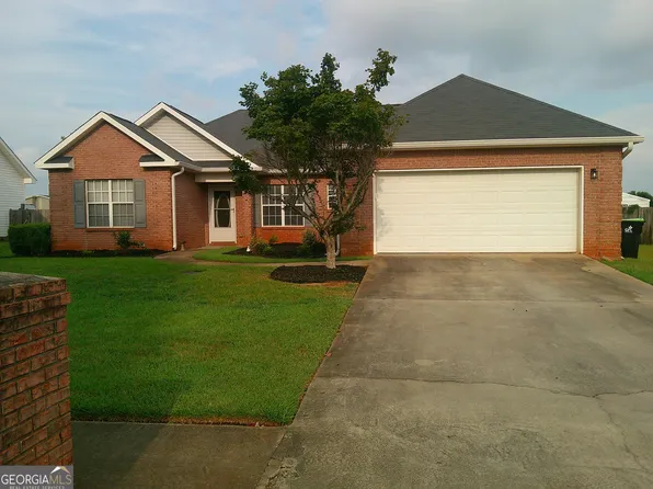 709 Sark Dr, Warner Robins, GA 31088