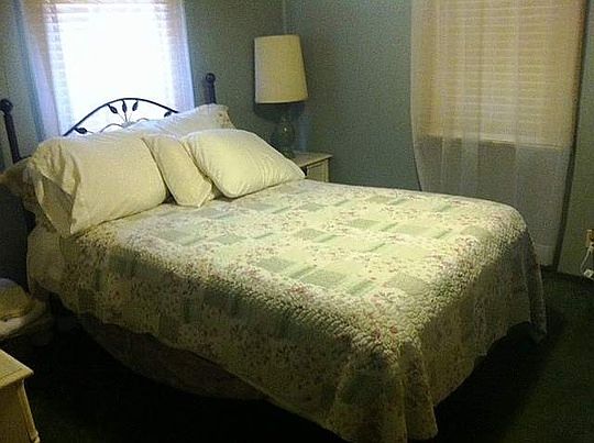 4th image of 7 Las Palmas Dr