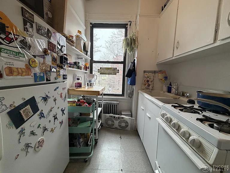 16 Davis Ave #3 — Photo 7