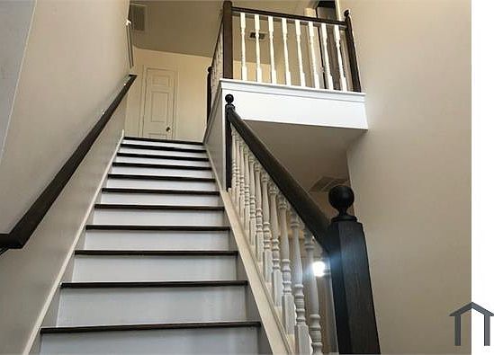 2nd image of 2190 Glen Briar Way