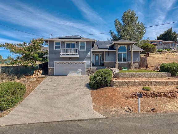 3rd image of 9932 Fairway Dr