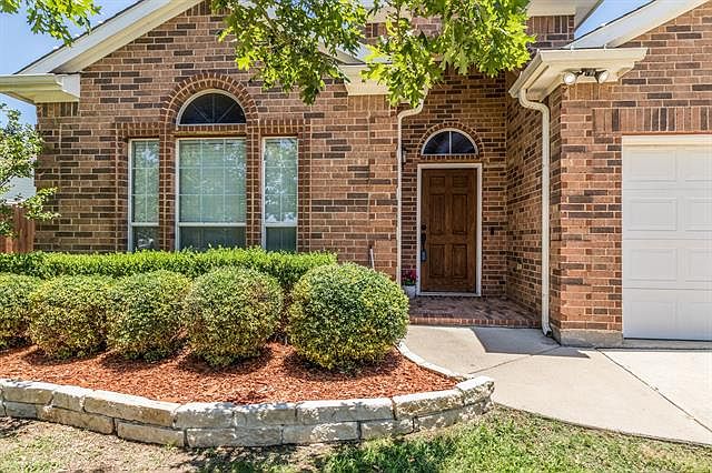 1st image of 1216 Spanish Moss Dr