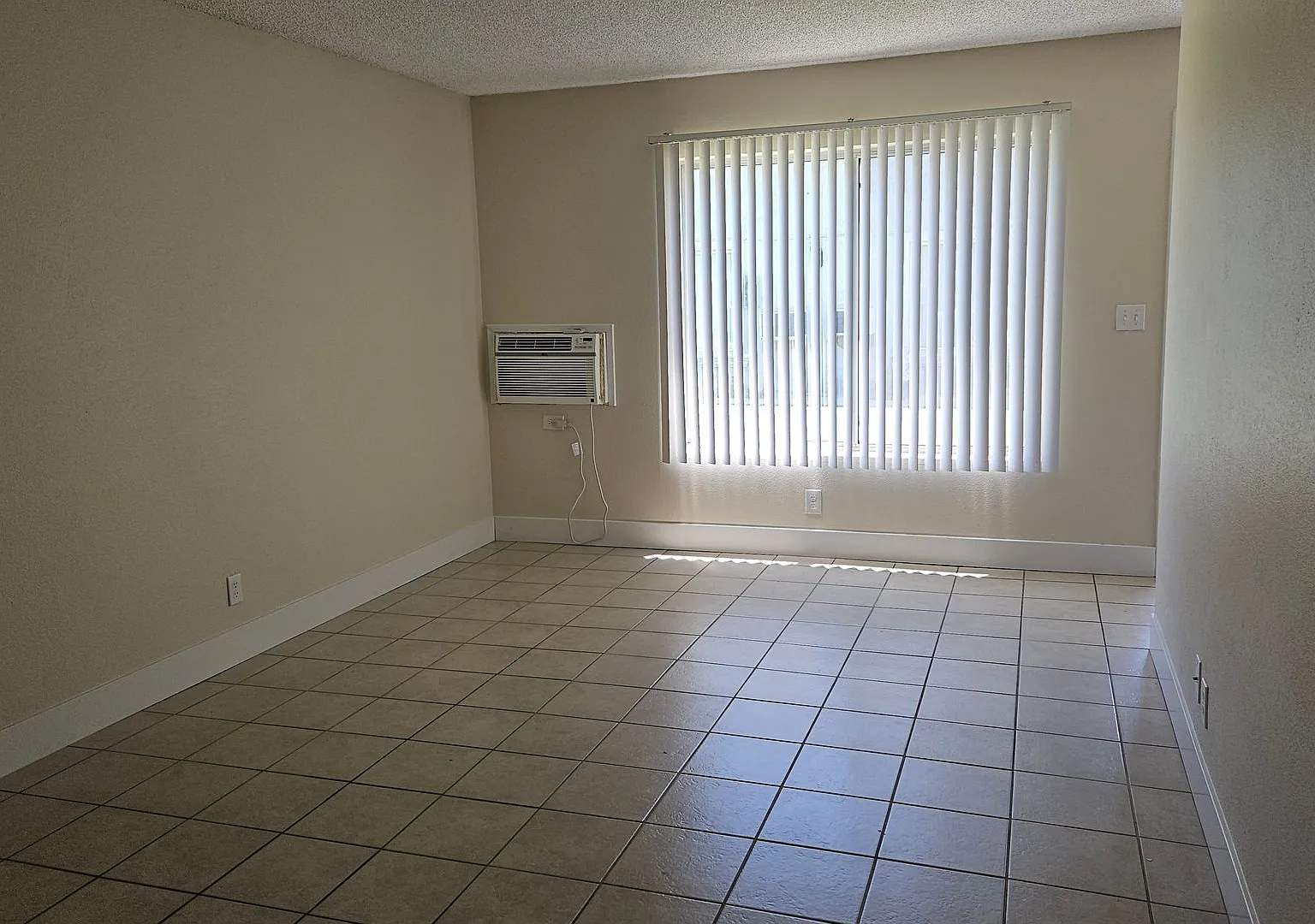 1324 Winn Drive — Photo 4
