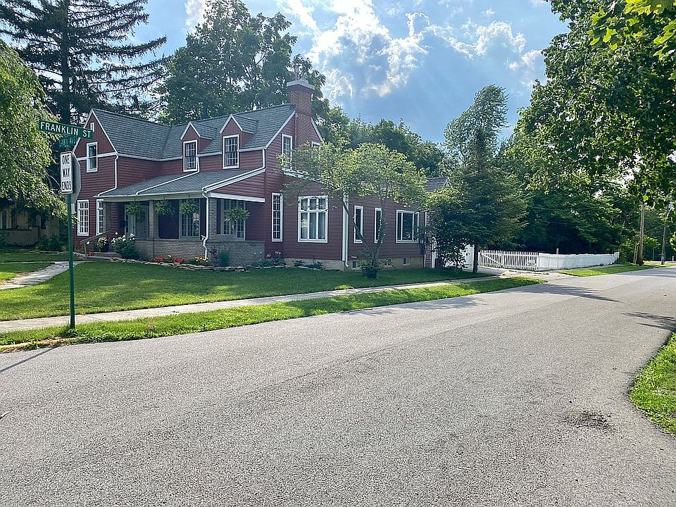 1st image of 144 S Lawn Ave