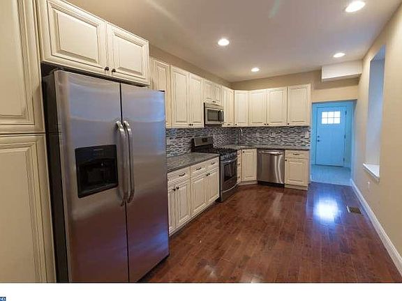 5th image of 2735 E Ontario St