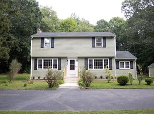 5 Hesspar Dr, Westerly, RI 02891