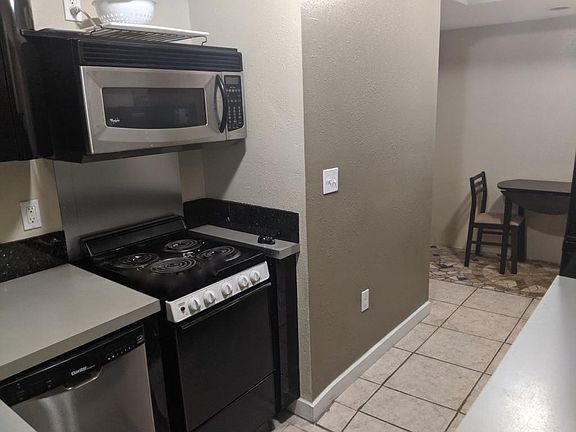 3rd image of 604 Lake Dot Cir APT 2
