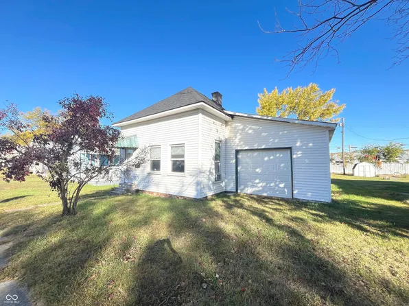 316 W 2nd St, Anderson, IN 46016