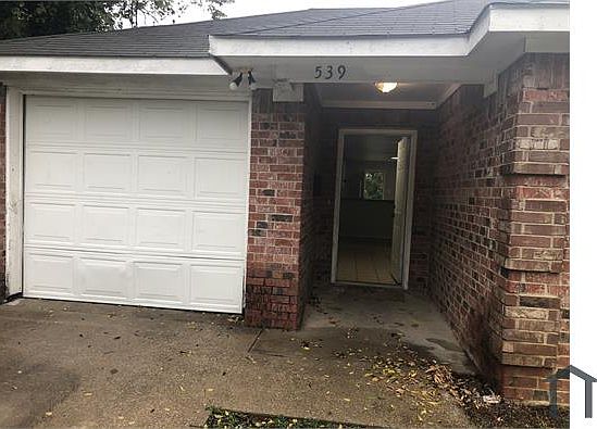 4th image of 539 Woodbine Ave
