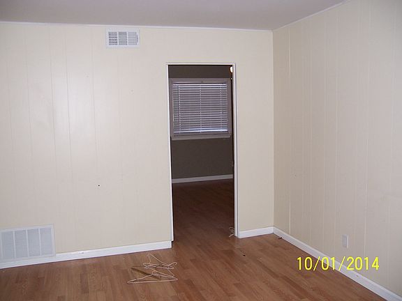 4th image of 5203 Gaston Ave APT 119