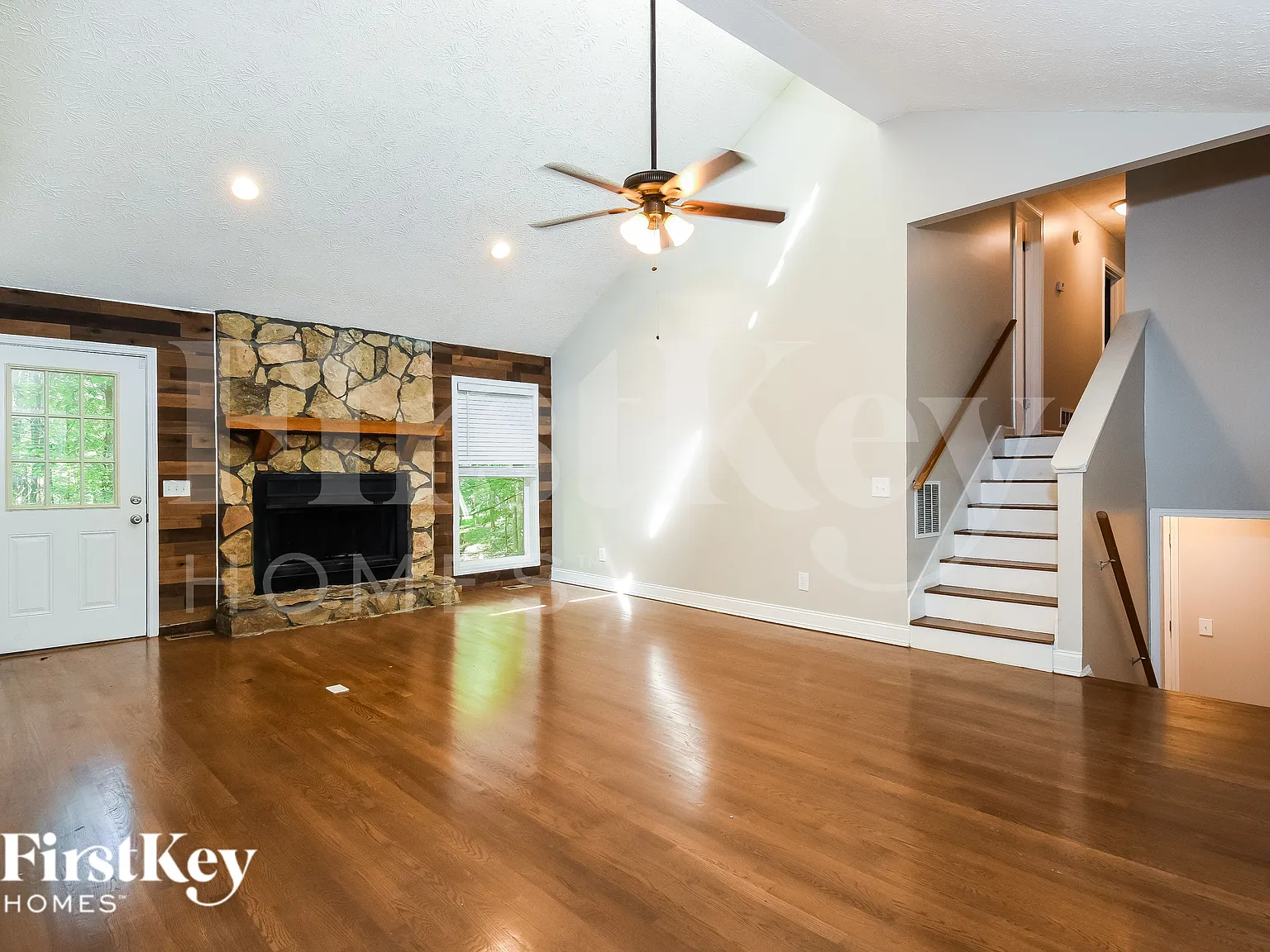 5 bed, 3.0 bath, 1538 sqft, $2,160 — Photo 3
