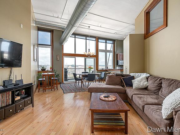 3rd image of 600 Broadway Ave NW #401A