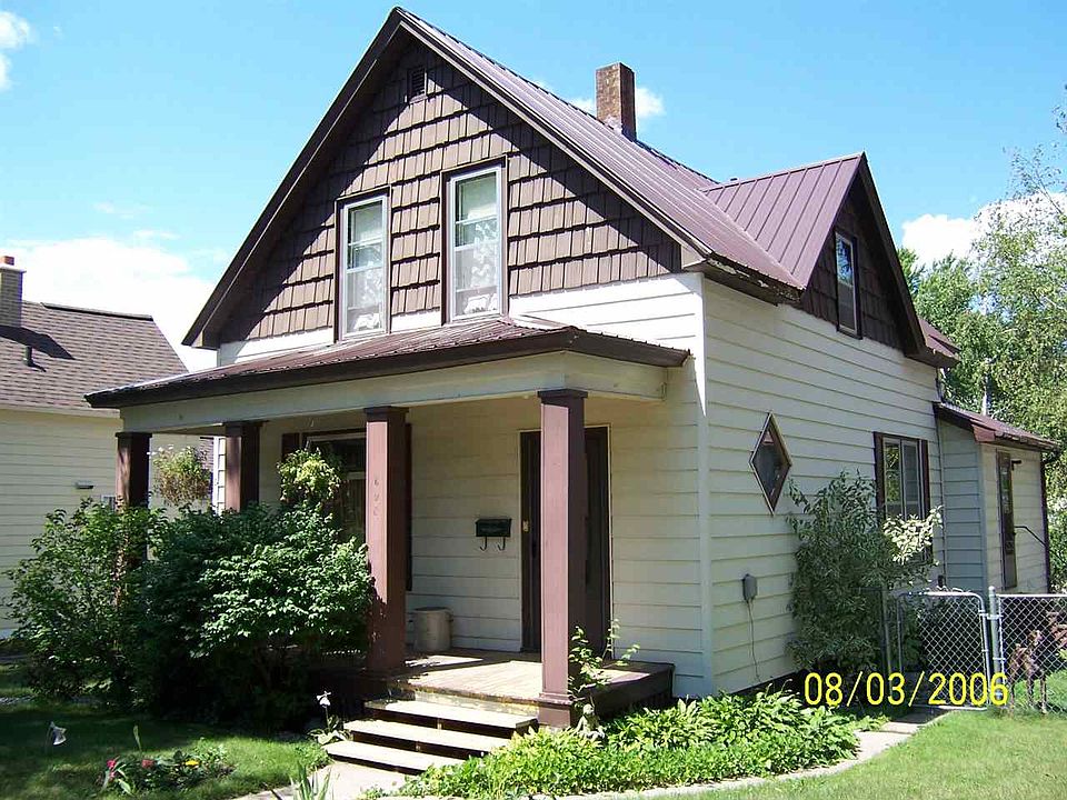 1st image of 620 E A St