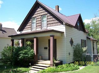 620 E A St, Iron Mountain, MI 49801
