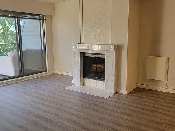 5th image of 8845 166th Ave NE APT B205