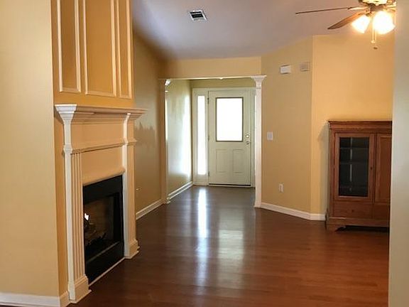 3rd image of 1655 Arborwood Dr
