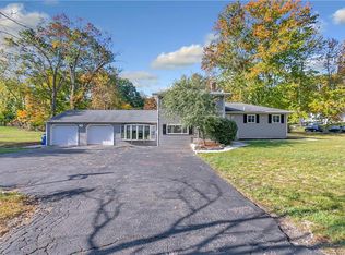 47 Stonecrop Rd, Norwalk, CT 06851