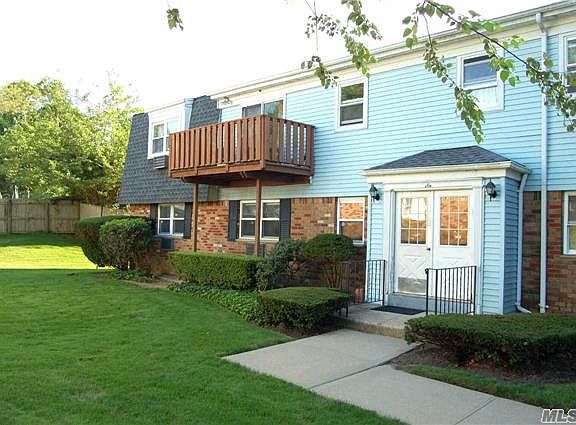2nd image of 260 Waverly Ave APT 1