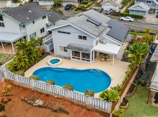 1604 Kanapuu Dr, Kailua, HI 96734