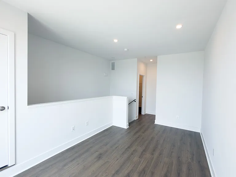 23 Lower Service Ct NW — Photo 43