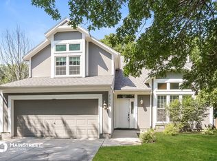 21906 W 49th Ter, Shawnee, KS 66226
