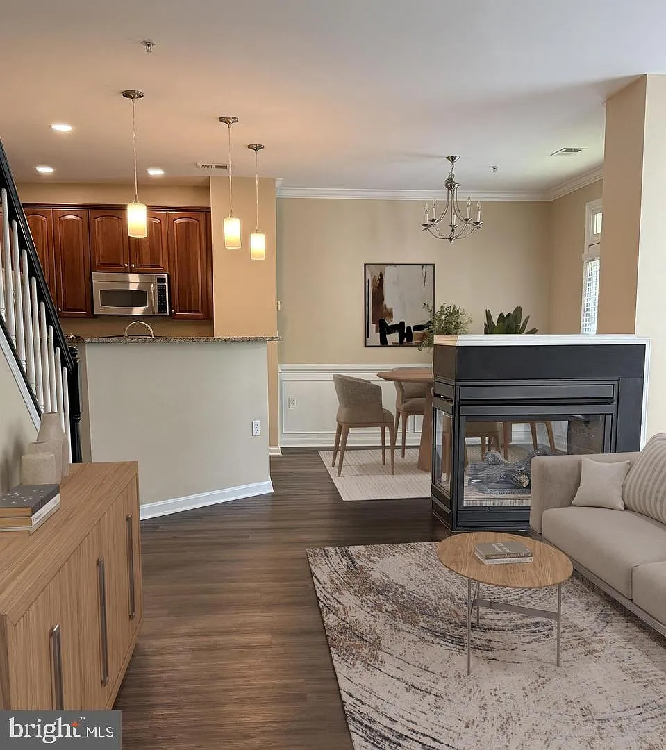 Parks At Piedmont South Condo — Photo 3